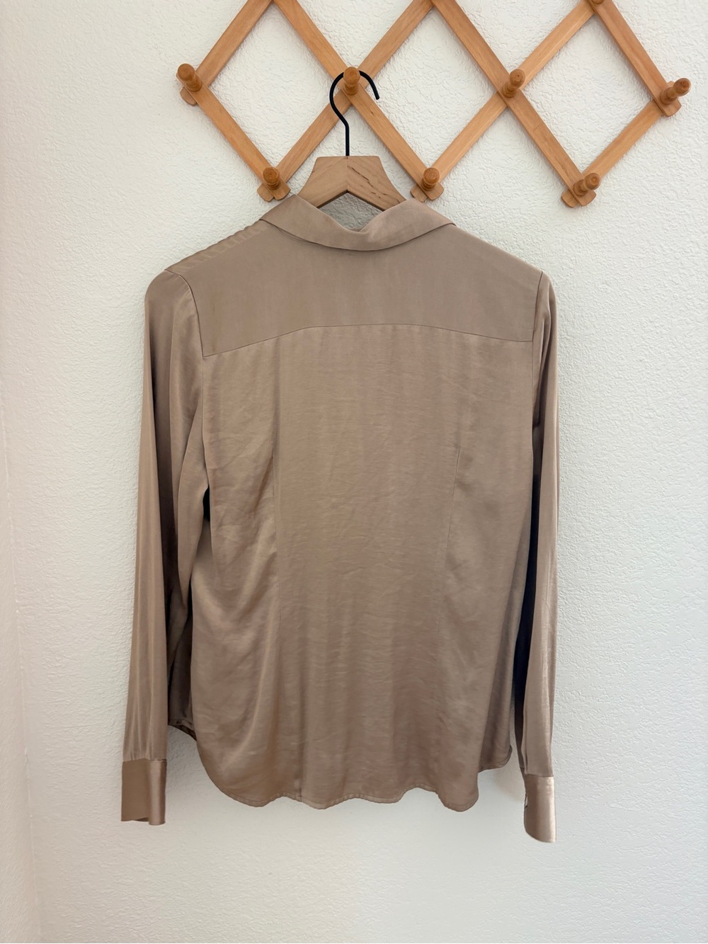 Madewell Darted Button Up Satin Top - Picture 10 of 10